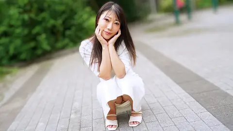 Em gái xinh đẹp tôi gặp trên ứng dụng hẹn hò