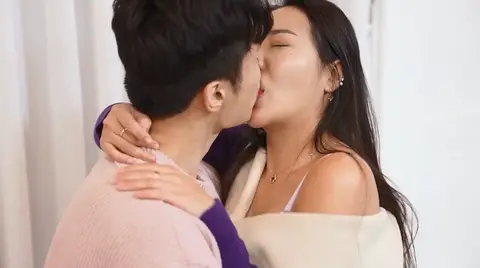Trừng phạt người phụ nữ đáng ng?