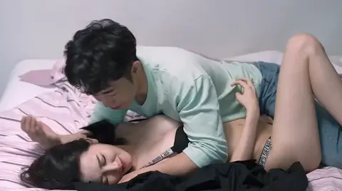 Bí mật làm tình cùng đồng nghiệp