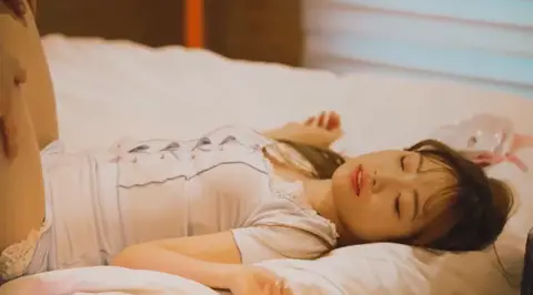 Gặp phát là chị rủ luôn, quá cháy